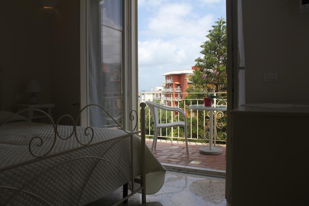B&B Il Giglio Bianco Sorrento Kültér fotó
